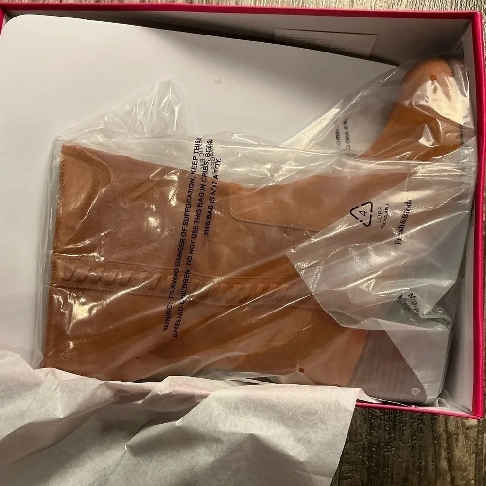 Vince Camuto Brown Winter Boots Size 11 Wide